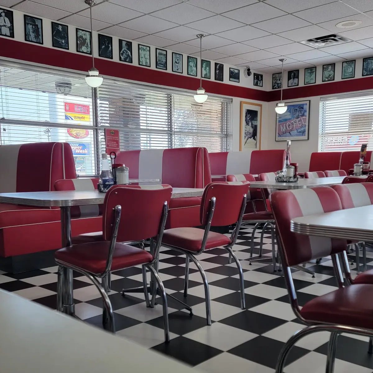Vibe, Michigan Diner (Manning)