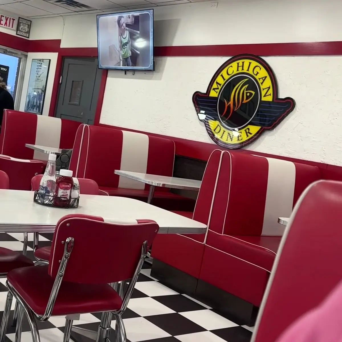 Vibe, Michigan Diner (Manning)