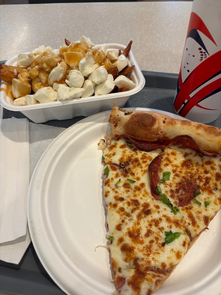 Food & drink, Pizzeria Chuck 24