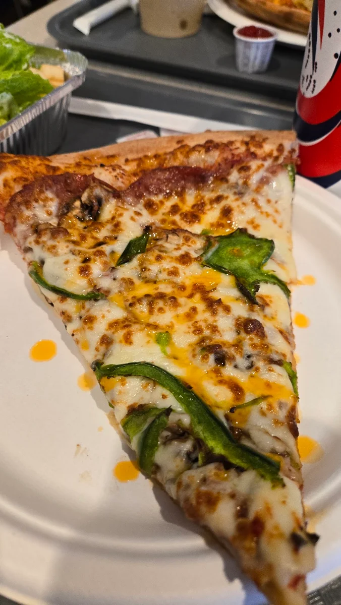 Food & drink, Pizzeria Chuck 24