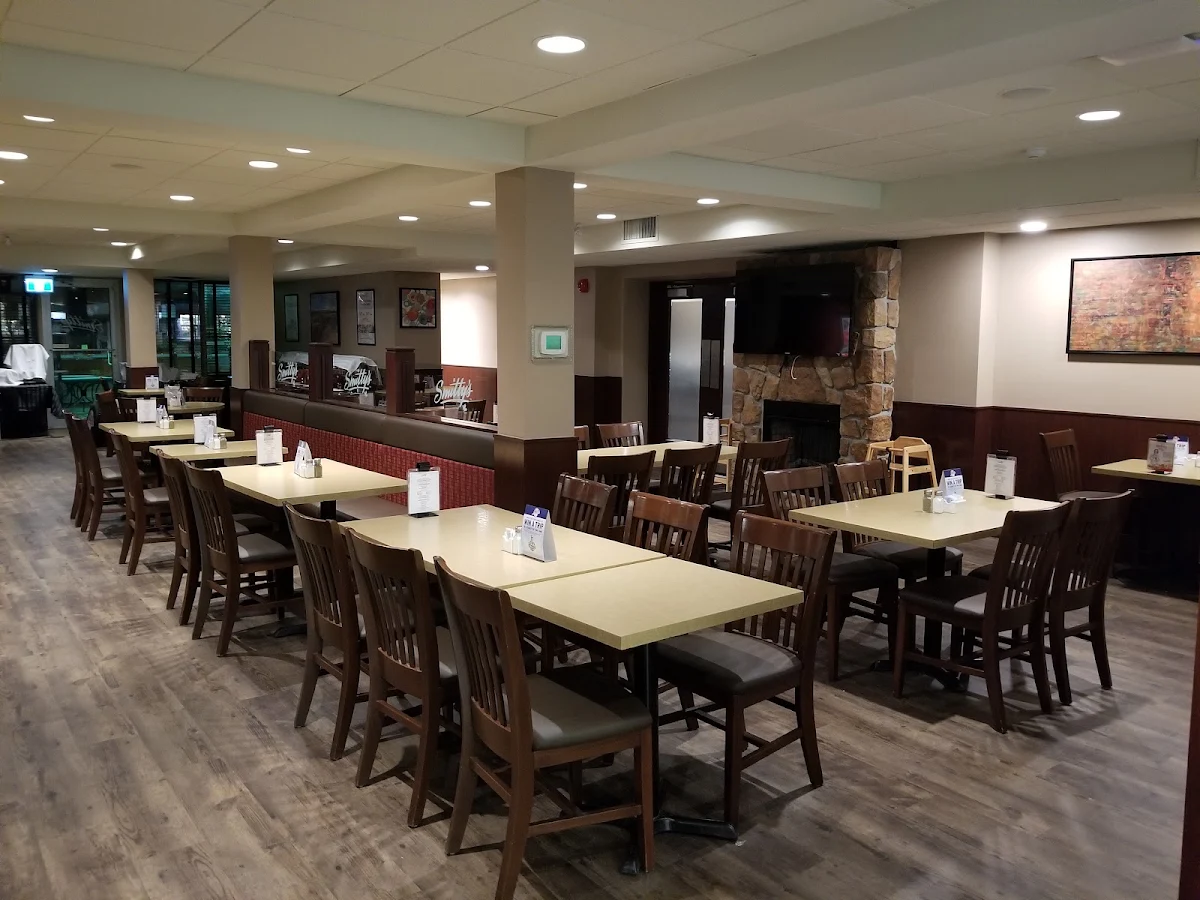 Vibe, Smitty's Restaurant & Lounge - Cranbrook