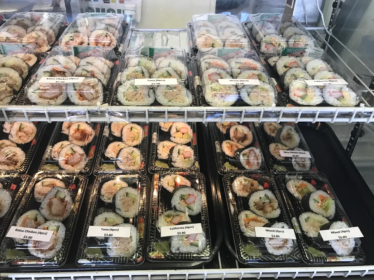 Menu, Suma Beach Sushi & Lunch