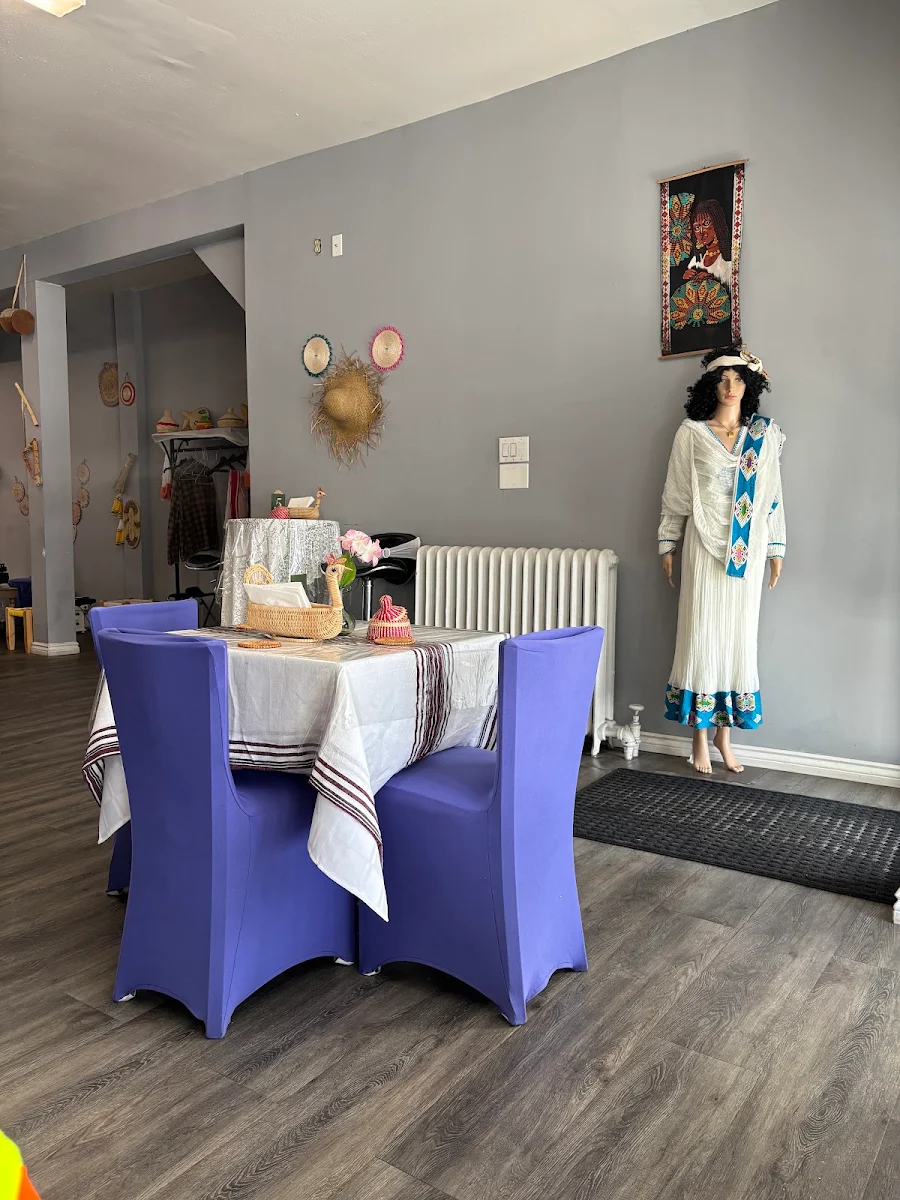 Vibe, Mesob Habesha Restaurant