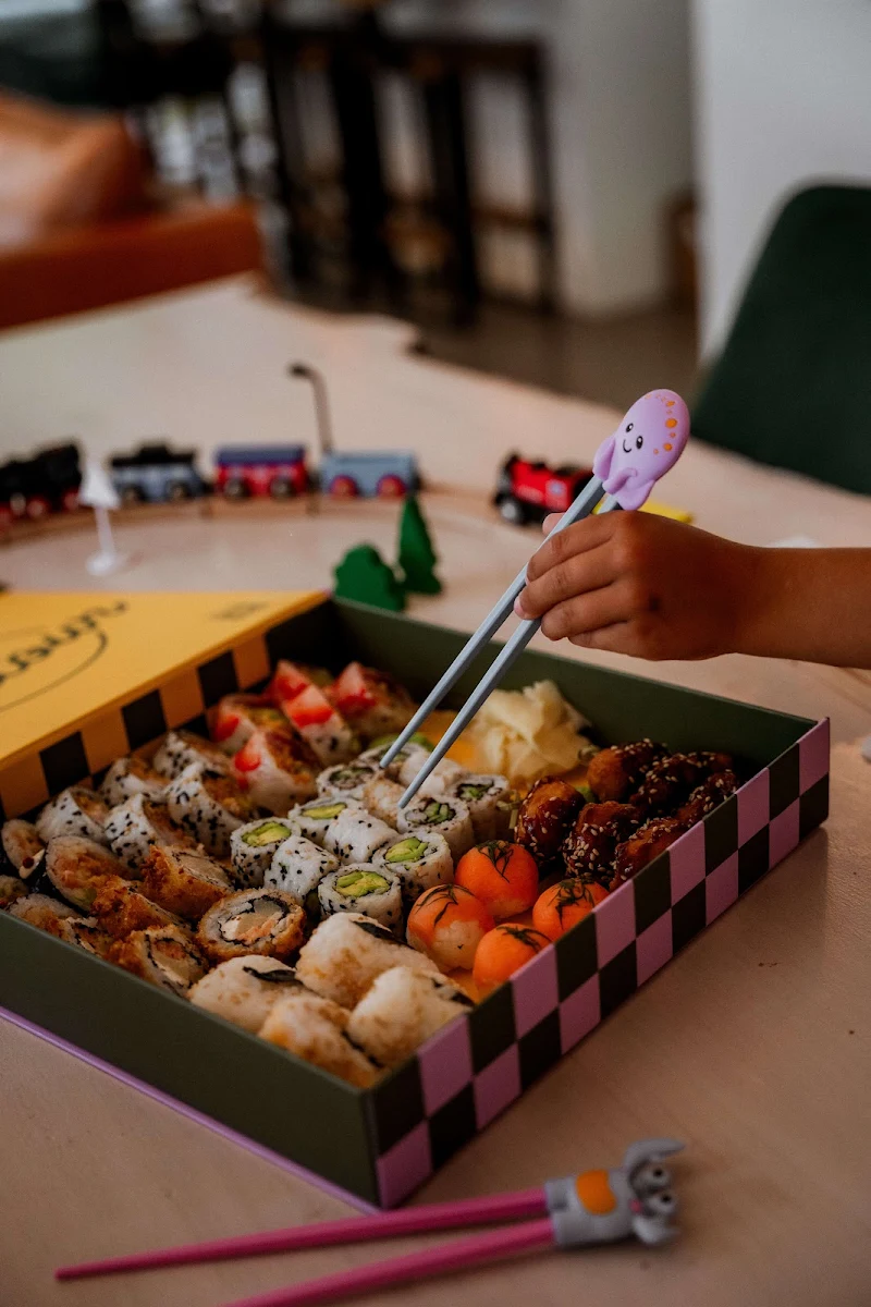 Food & drink, Sushi Taxi - Joliette
