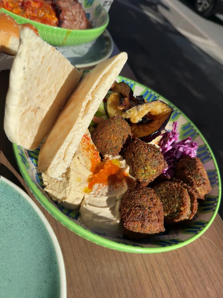 Food & drink, ChiChi's