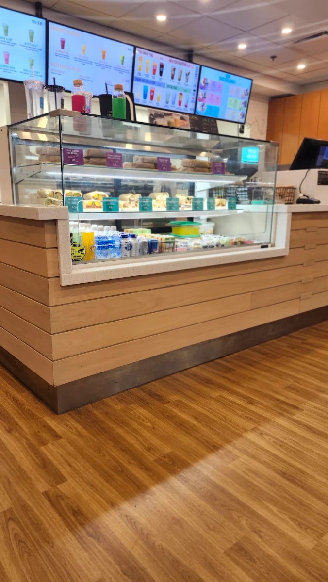 Vibe, Jugo Juice