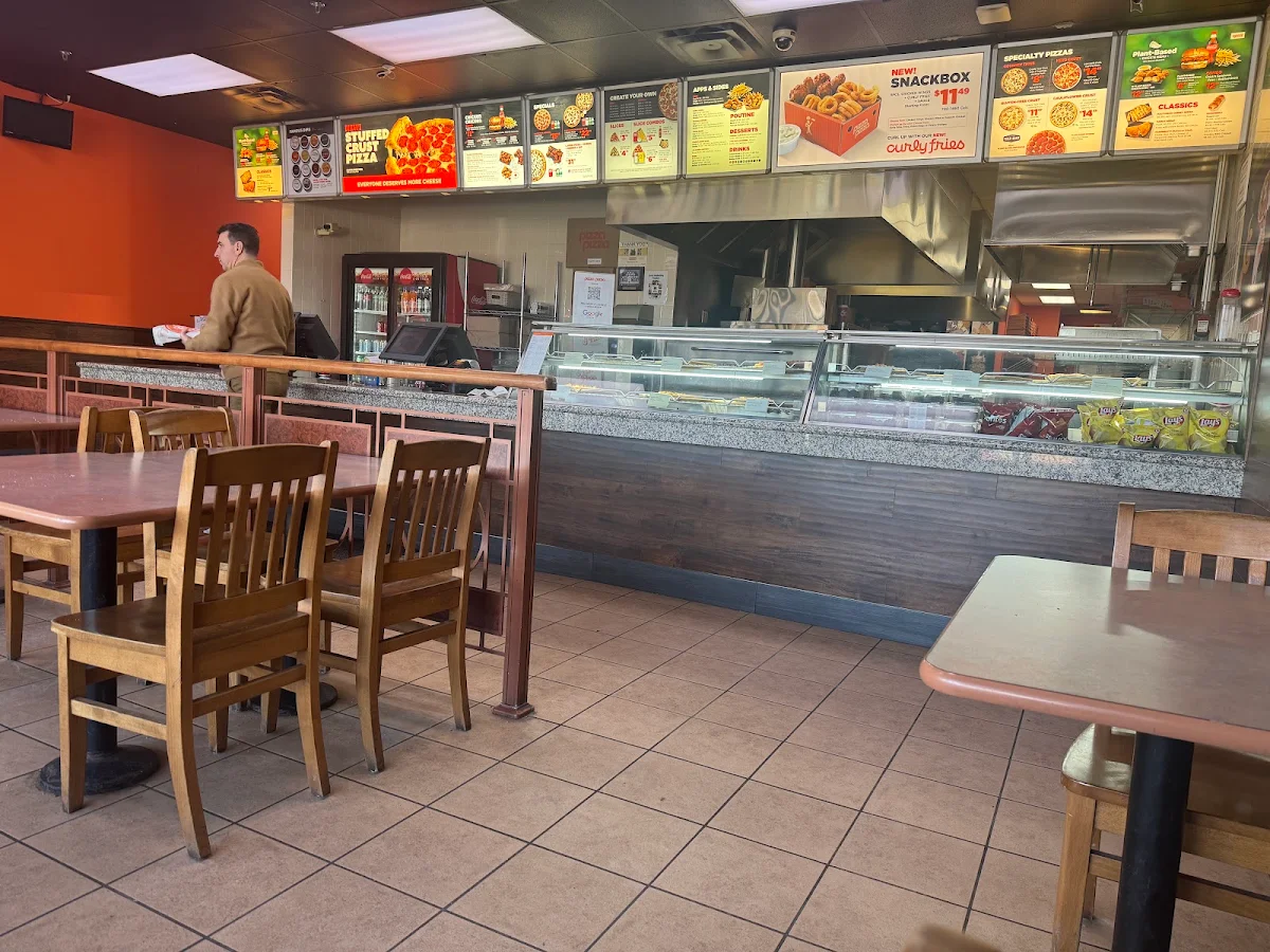 Vibe, Pizza Pizza