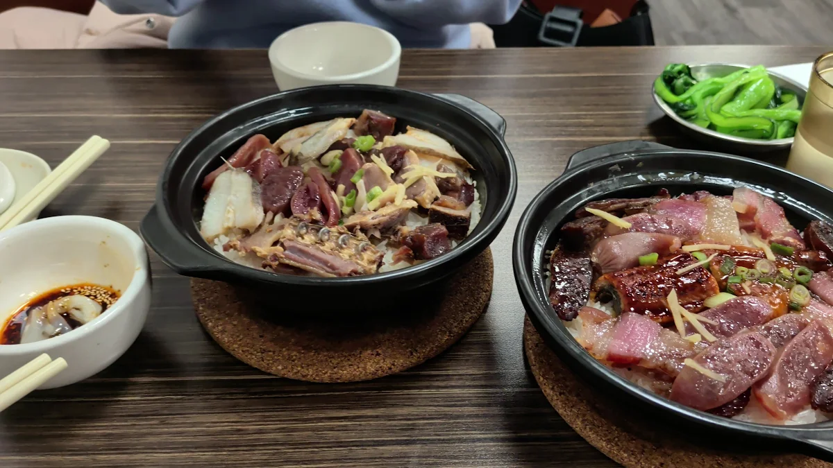 Food & drink, 知味煲仔饭 (Yonge) Good Taste Casserole Rice