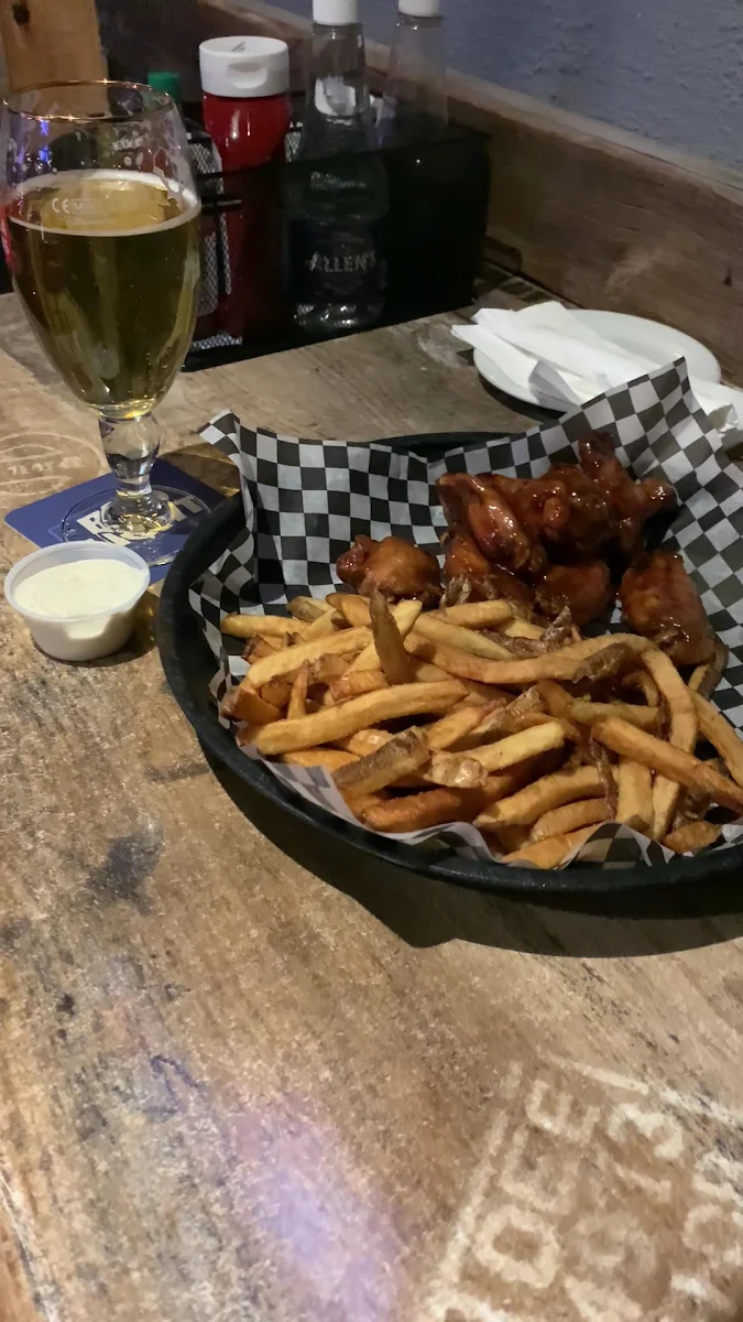 Food & drink, Lou Dawg's Southern BBQ - North Bay