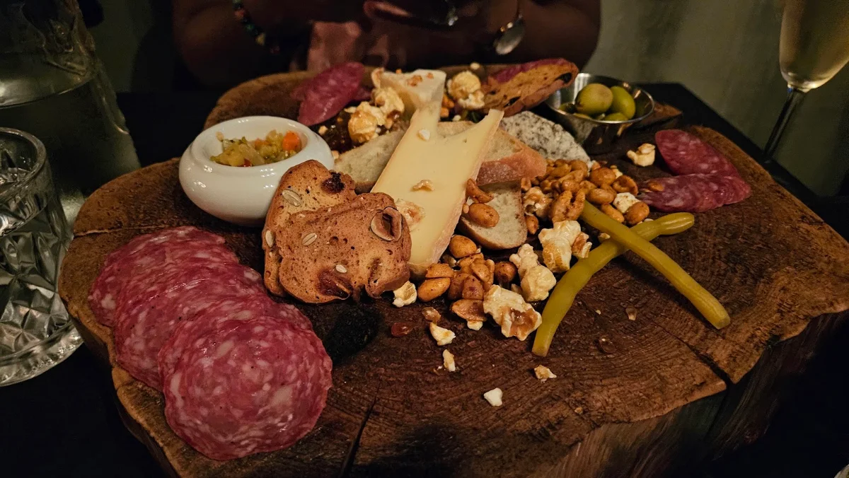 Food & drink, Parles-en pas trop