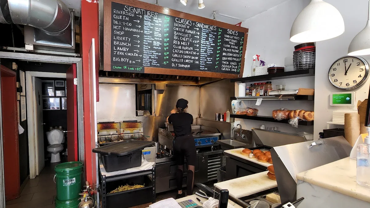 Vibe, RIVERSIDE BURGERS
