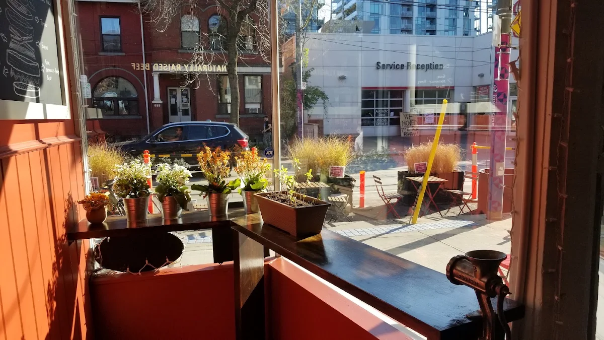 Vibe, RIVERSIDE BURGERS