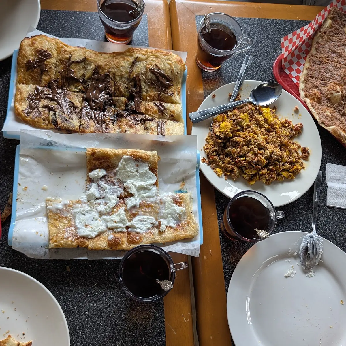 Food & drink, Kahi and Qaymer AlBaghdady كاهي وكيمر البغدادي