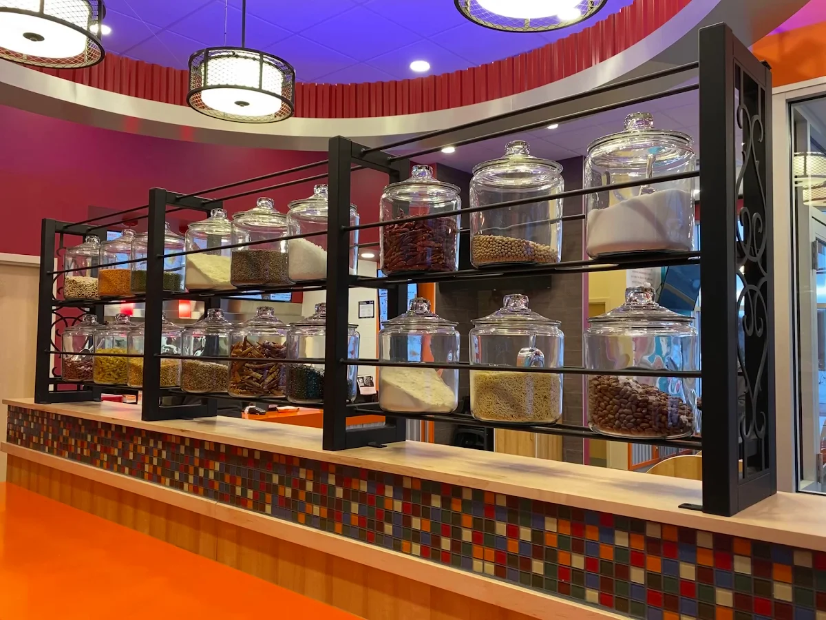 Vibe, Popeyes Louisiana Kitchen