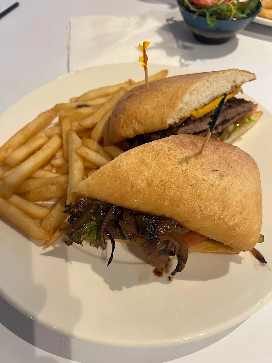 Food & drink, M Brasserie