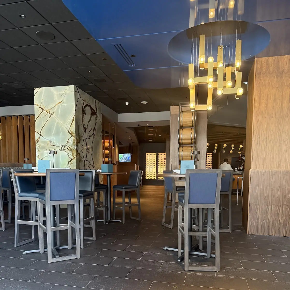 Vibe, The Keg Steakhouse + Bar - Niagara Falls - Fallsview Blvd.