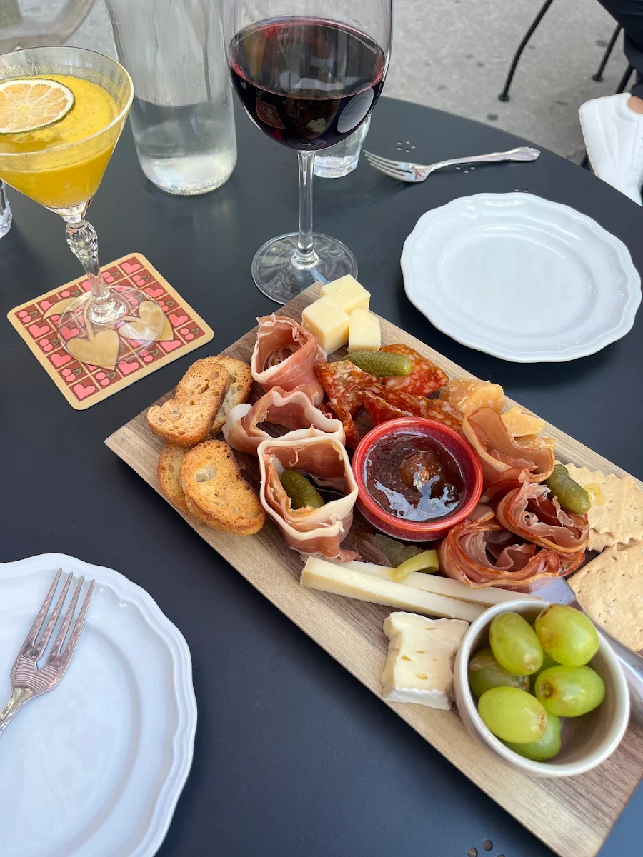 Food & drink, Small Talk