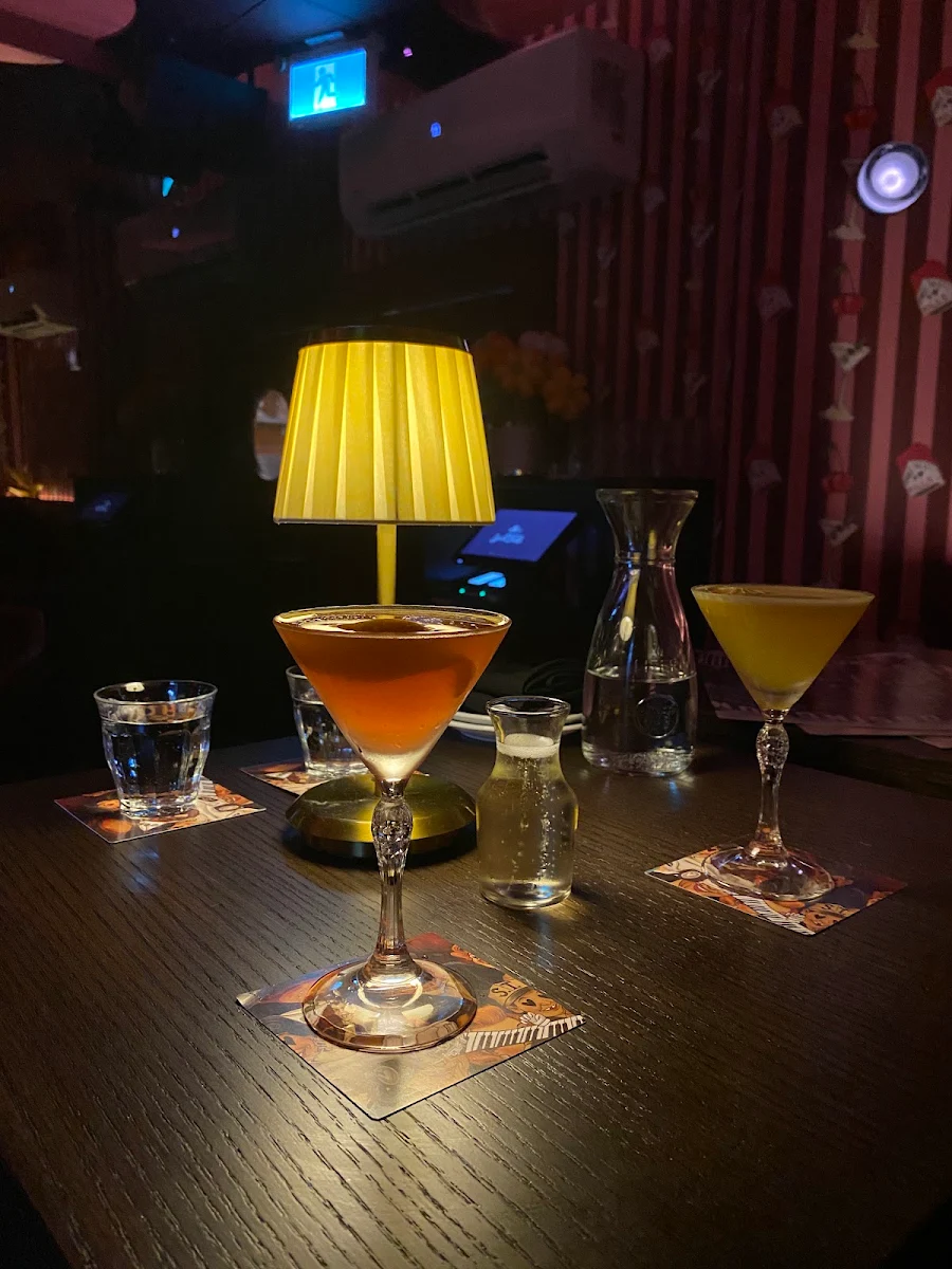 Food & drink, Small Talk