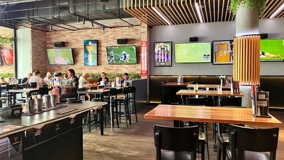 Vibe, The Sporting Globe Bar & Grill Robina