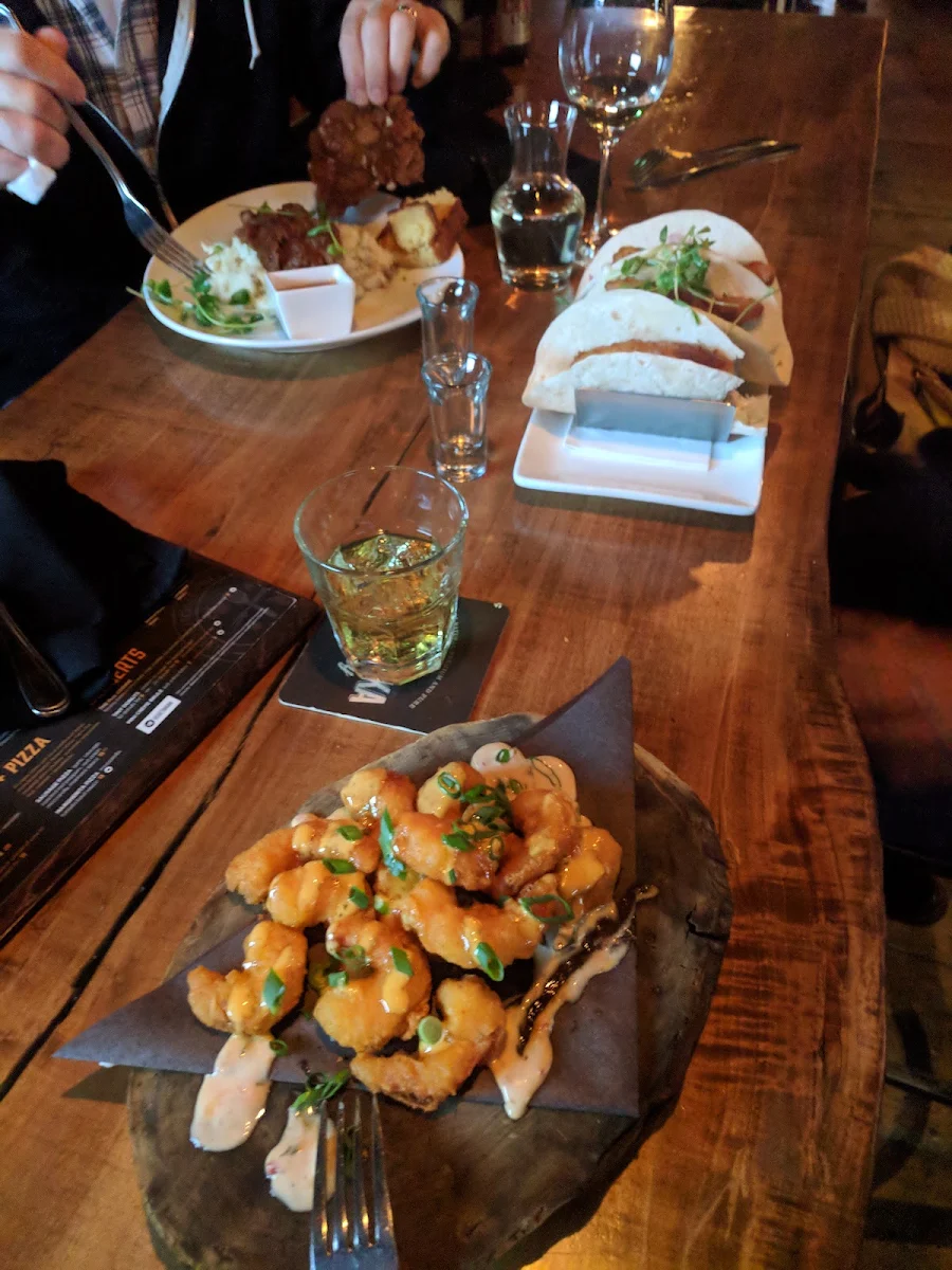 Food & drink, The Schomberg Pub & Patio