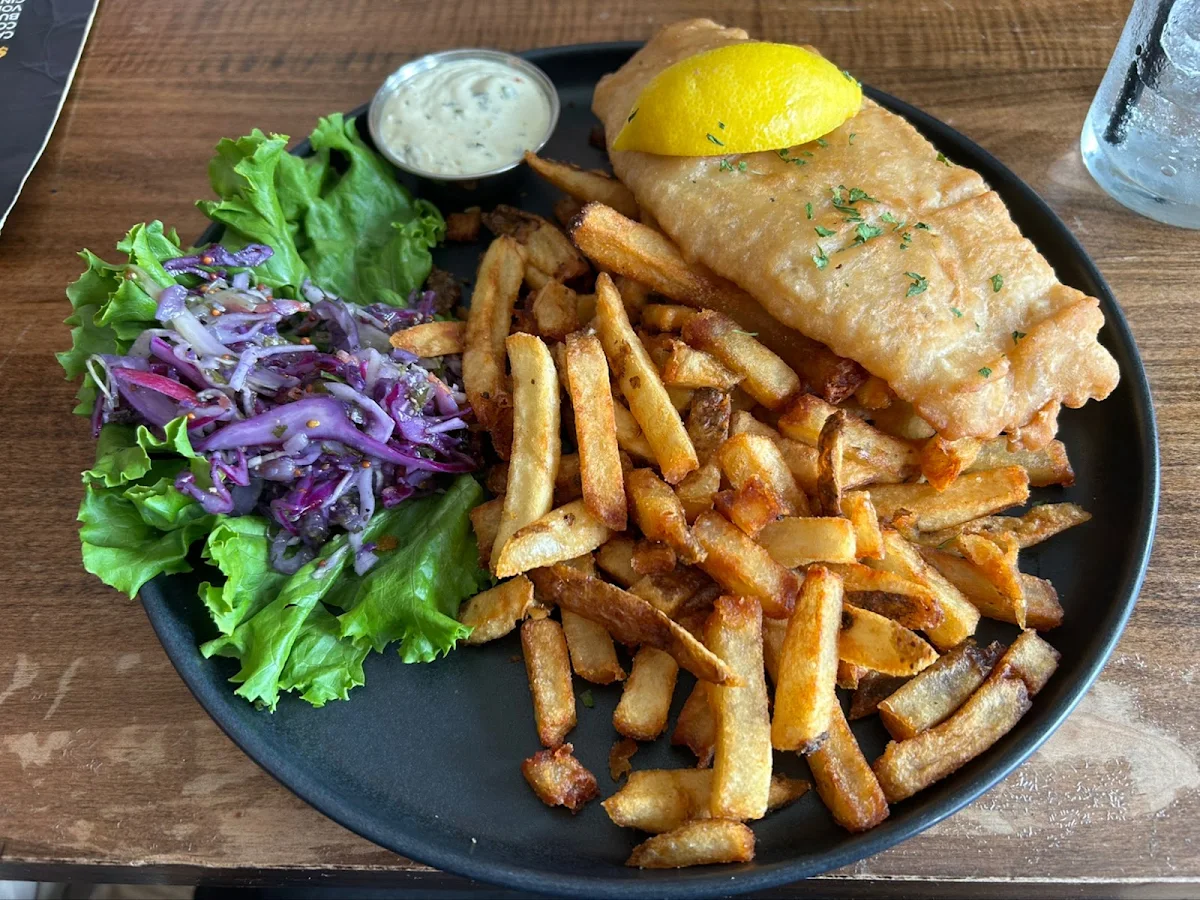Food & drink, The Schomberg Pub & Patio