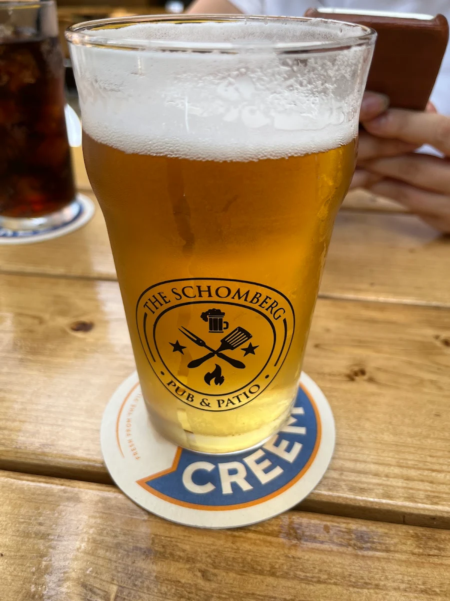 Food & drink, The Schomberg Pub & Patio