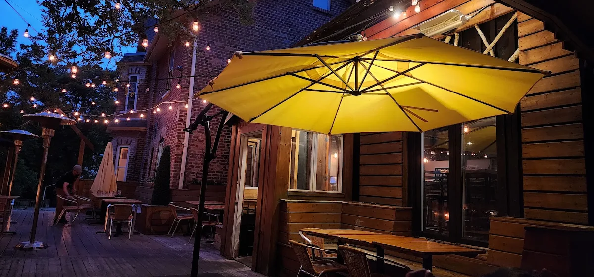 Vibe, The Schomberg Pub & Patio