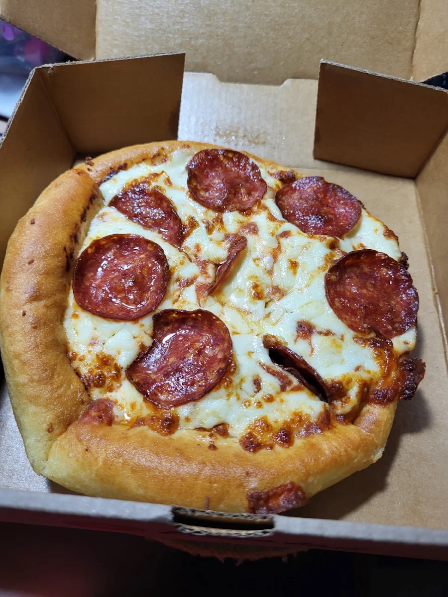 Food & drink, Pizza Hut Stonewall