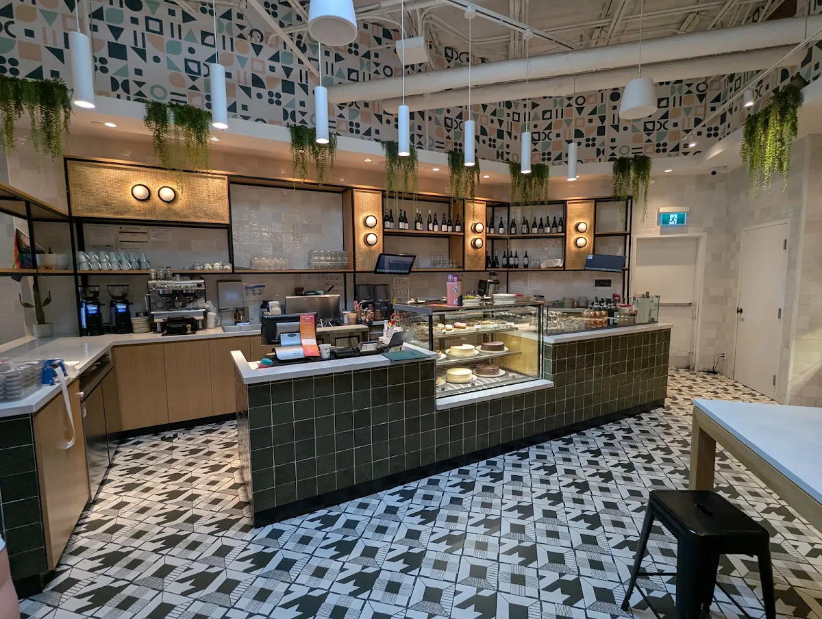 Vibe, Fresh Kitchen + Juice Bar
