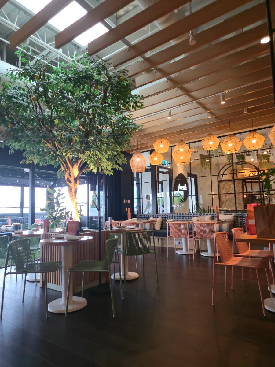 Vibe, Fresh Kitchen + Juice Bar