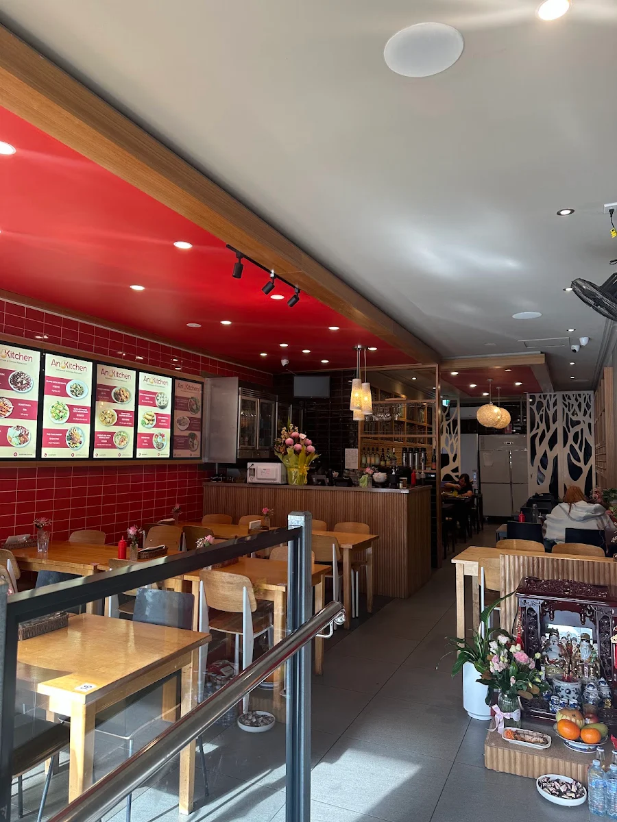 Vibe, An Kitchen Vietnamese and Chinese Restaurant