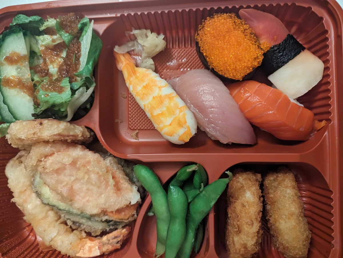 Food & drink, Takeya Sushi