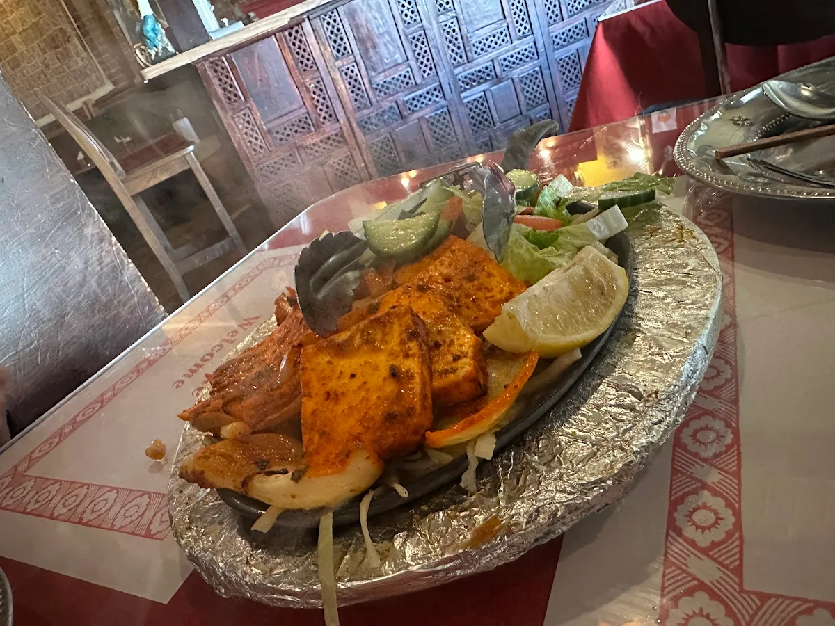 Food & drink, Restaurant Singh's