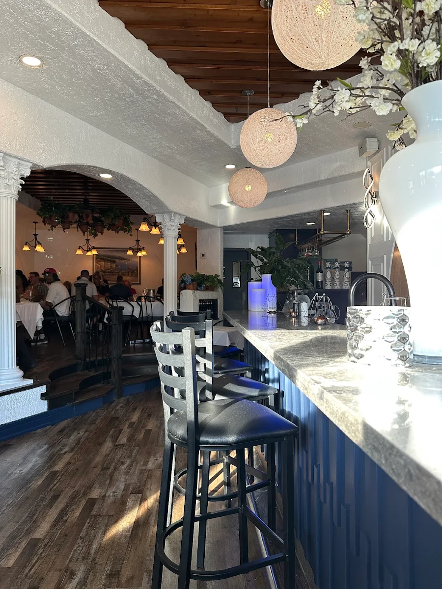 Vibe, Greek Tycoon Restaurant