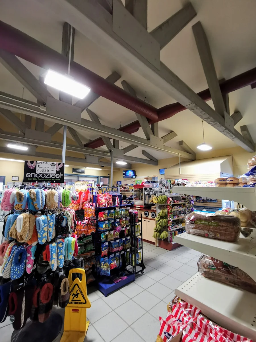 Vibe, Black's Grocery and Café