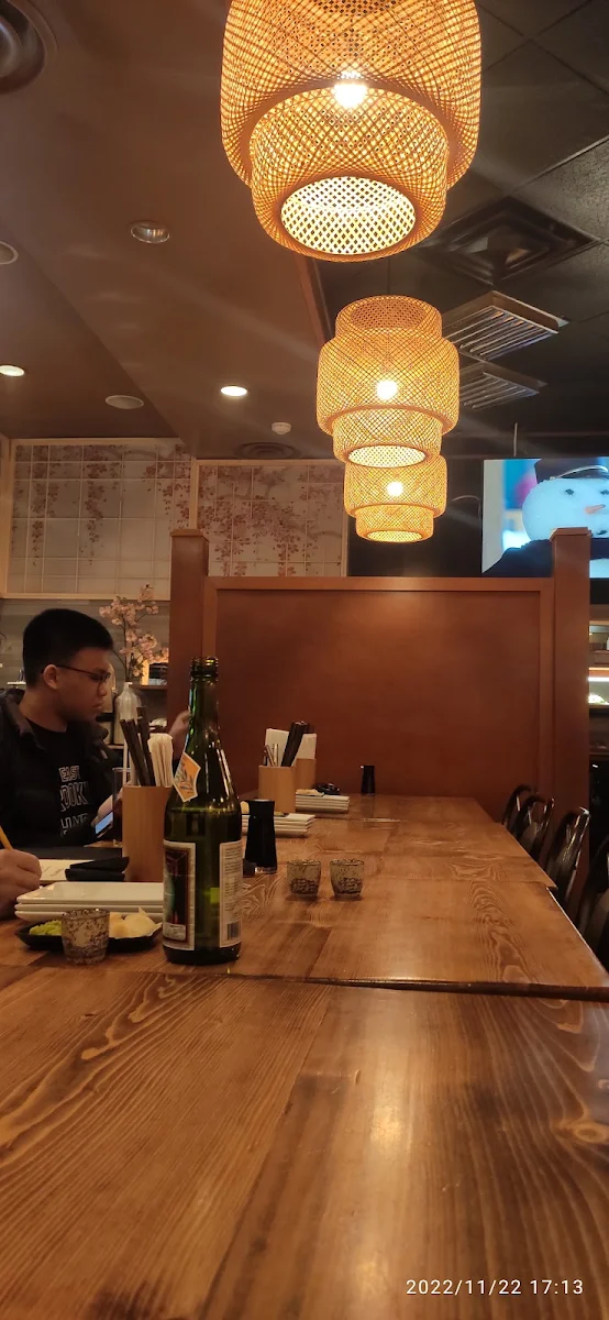 Vibe, Sushi Toshi