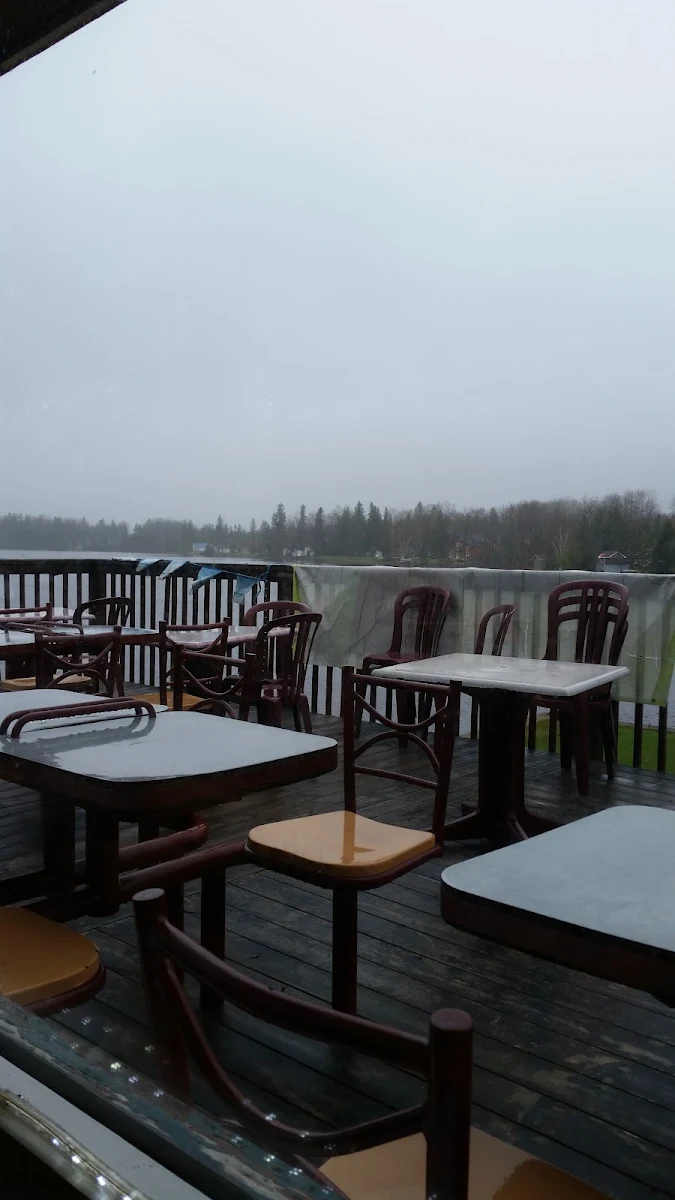 Vibe, The Bridge Restaurant & Bar