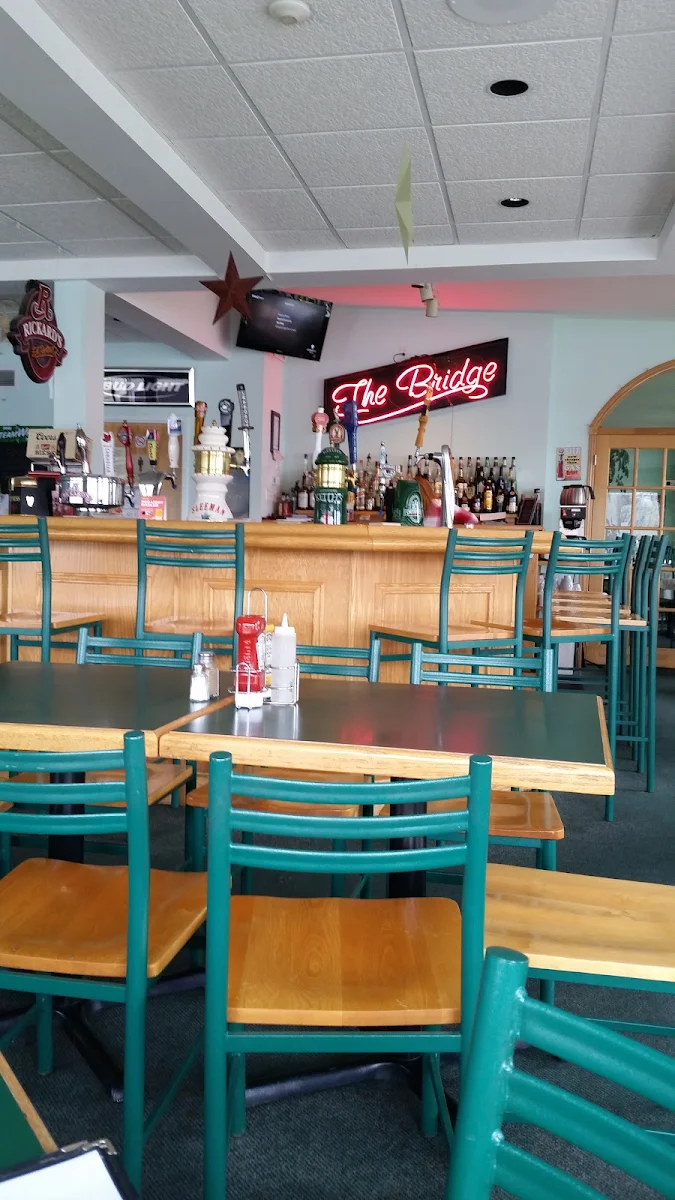 Vibe, The Bridge Restaurant & Bar