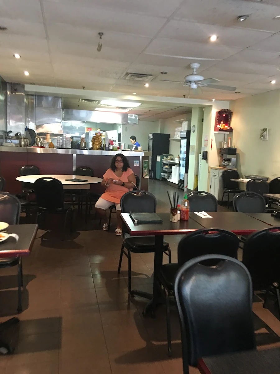 Vibe, Wok Cafe