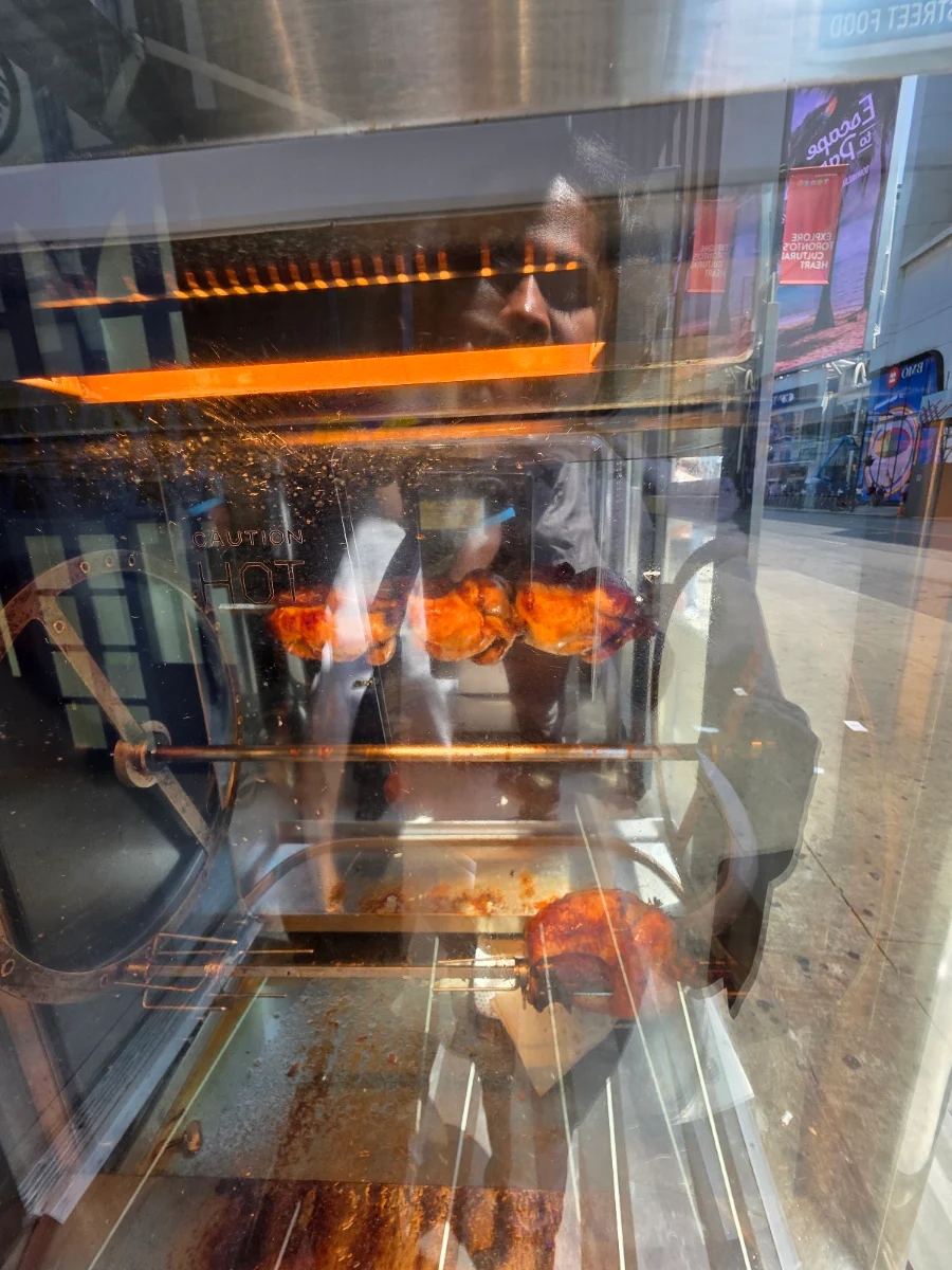 Vibe, Alforat Iraqi Street Food (Toronto)