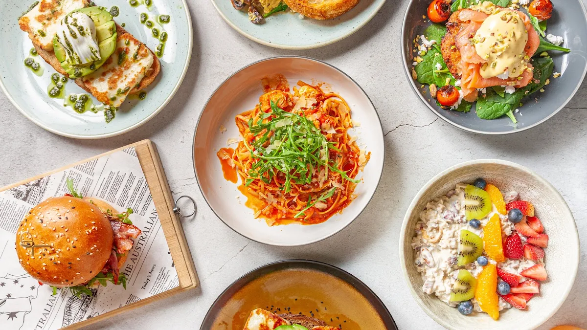 Food & drink, Le Monde Cafe