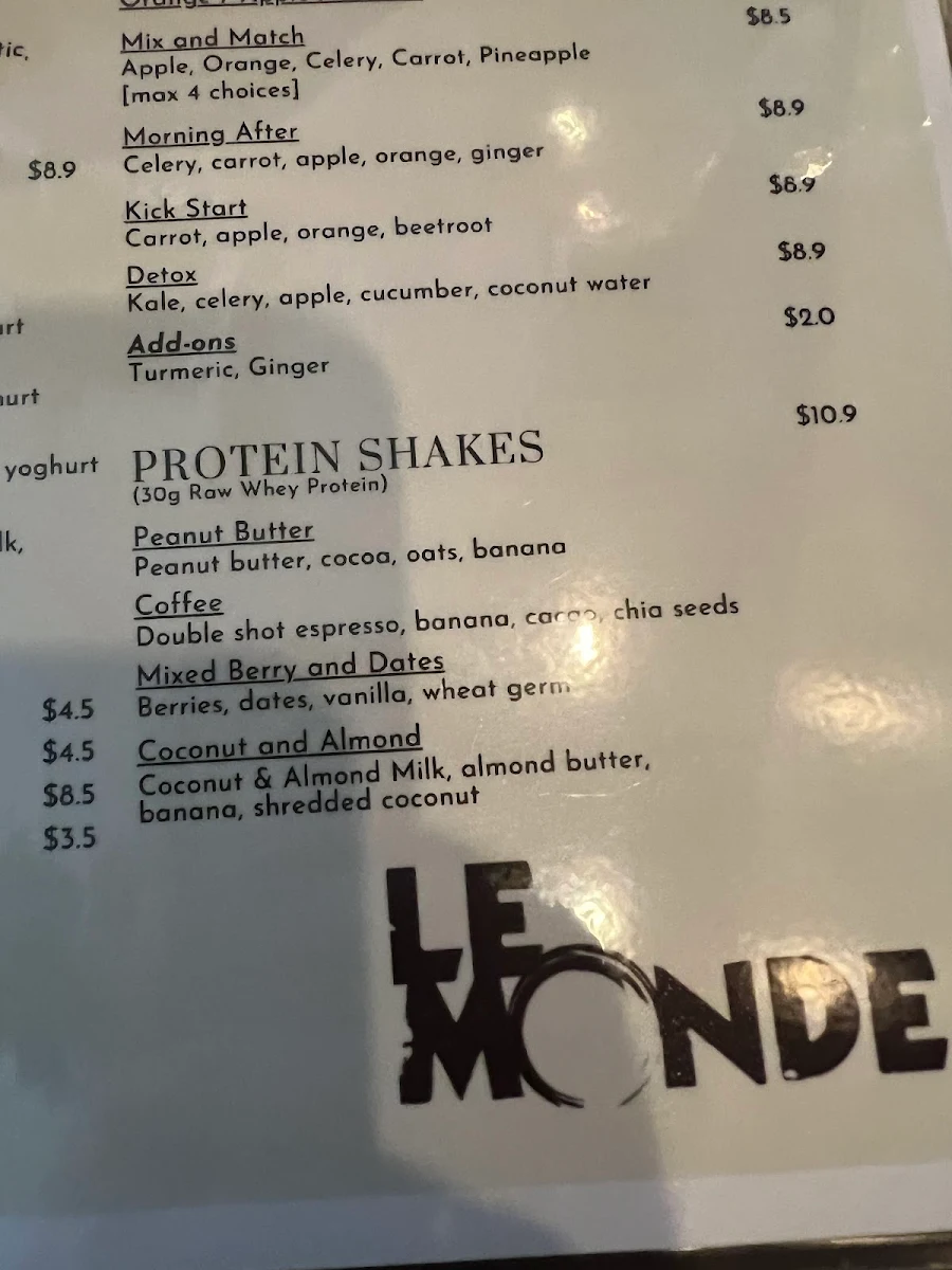 Menu, Le Monde Cafe