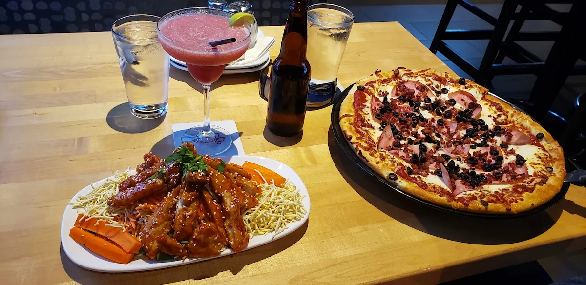 Food & drink, Boston Pizza