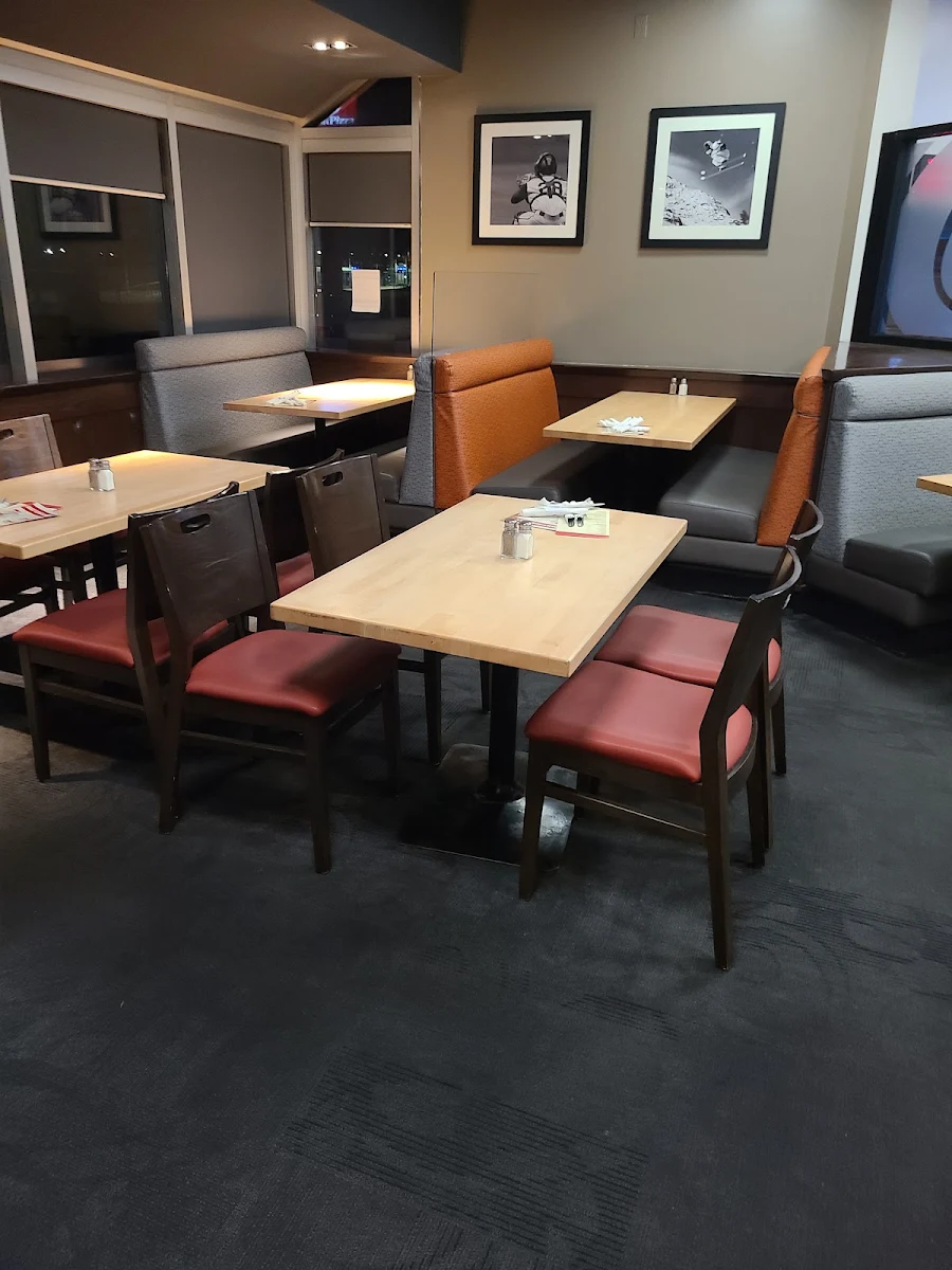 Vibe, Boston Pizza
