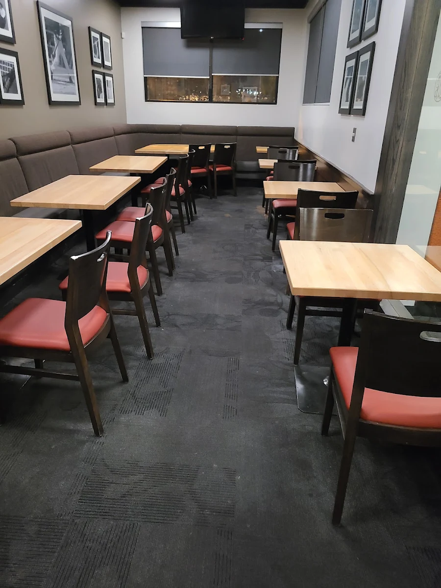 Vibe, Boston Pizza