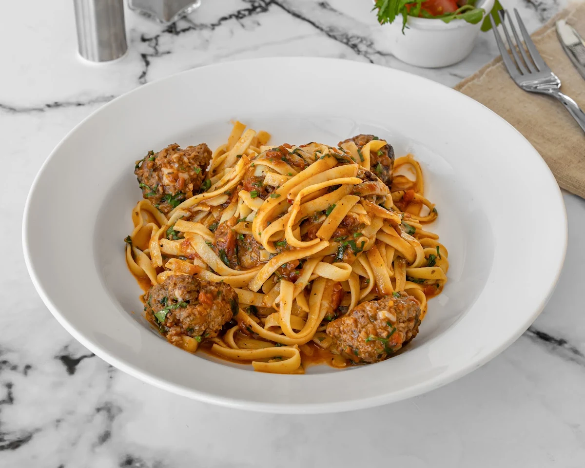 Food & drink, Gusto Mexitalia