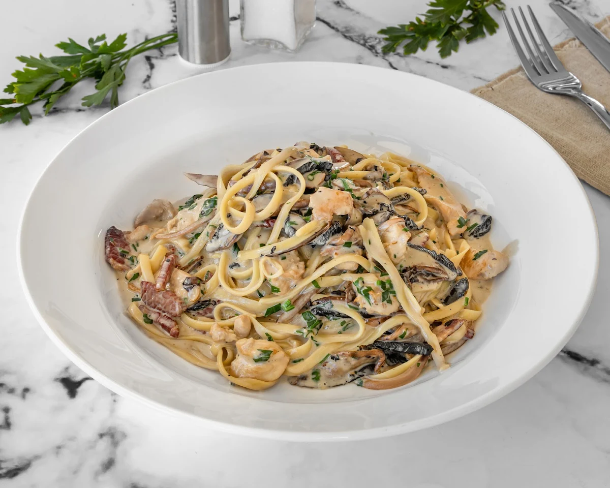 Food & drink, Gusto Mexitalia