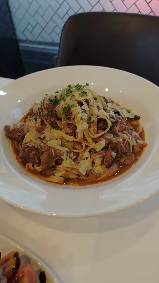 Food & drink, Gusto Mexitalia