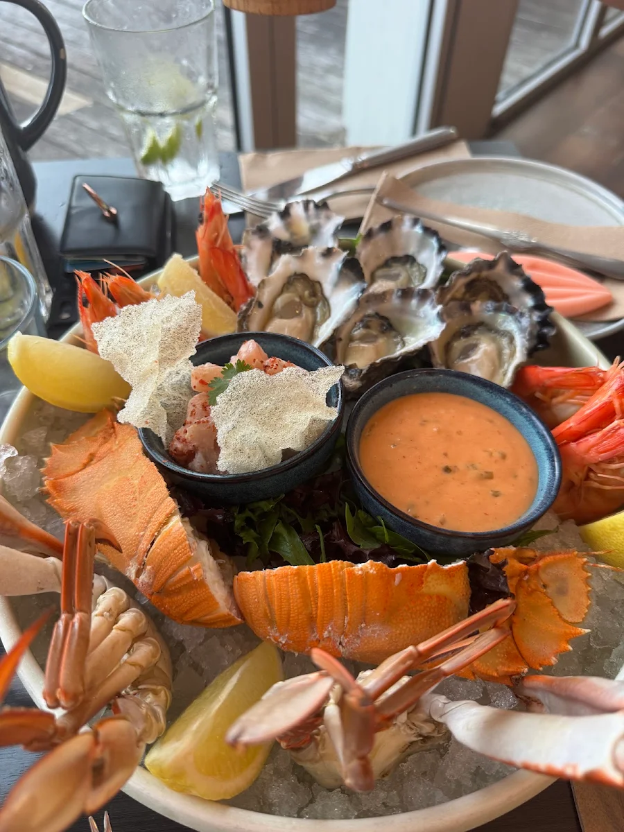 Food & drink, Thirty Three Degrees