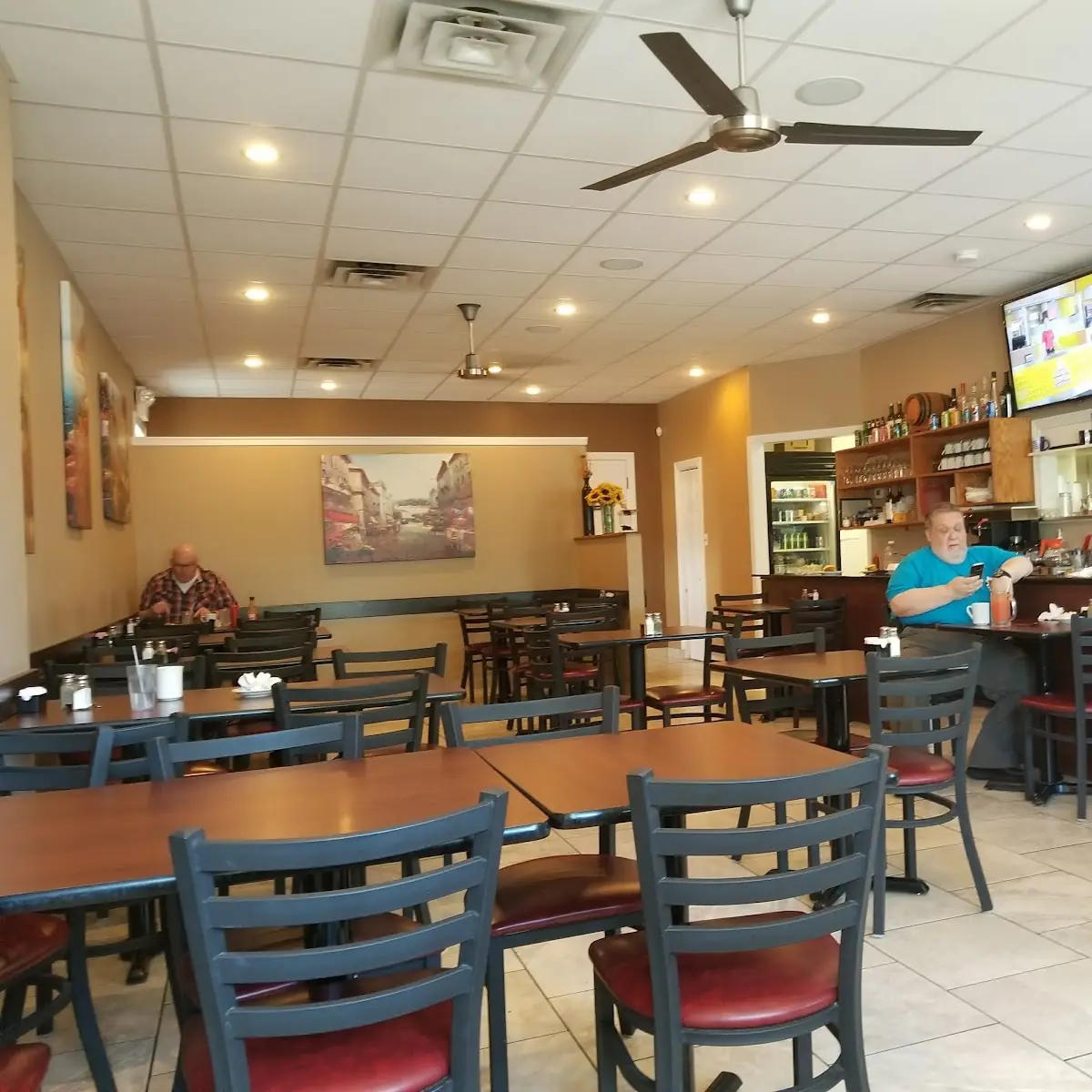 Vibe, Stathis Grill